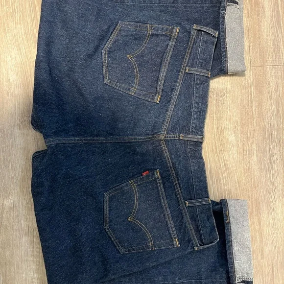 Levi's Jeans - Picture 3 of 10